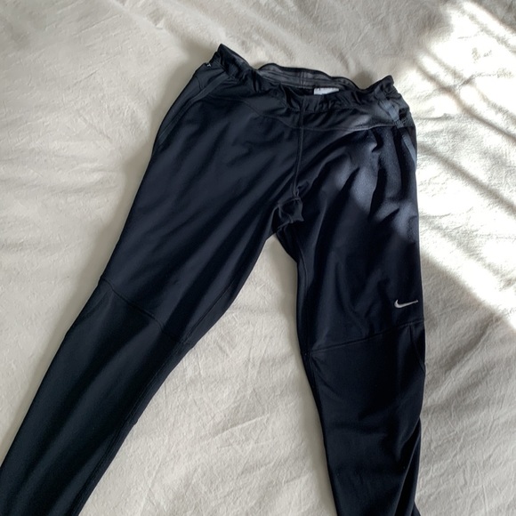 Nike Pants - 🖤NIKE Thermal Black Leggings